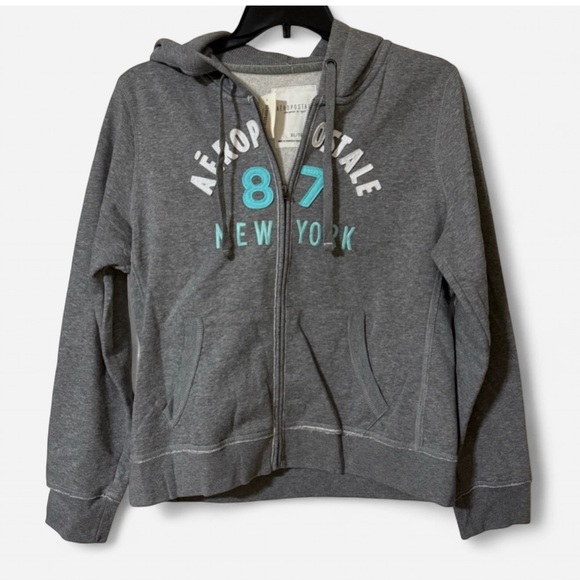 Aeropostale Tops - Aeropostale Heather Gray Hoodie